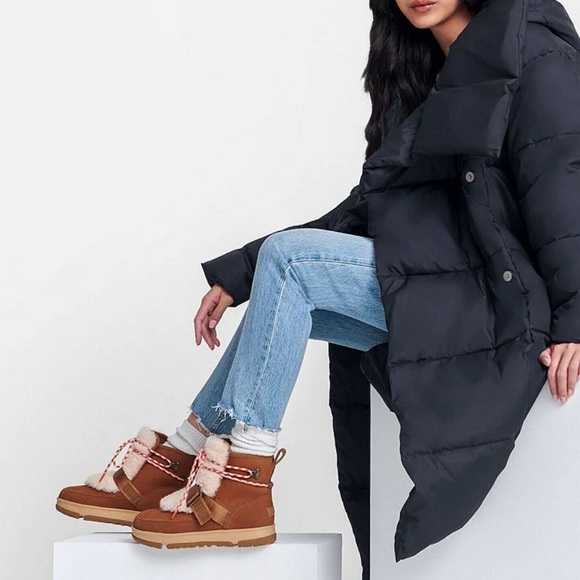 NIB✨UGG® Classic Waterproof Hiker Boot Chestnut Leather Sz 7 - Picture 5 of 16